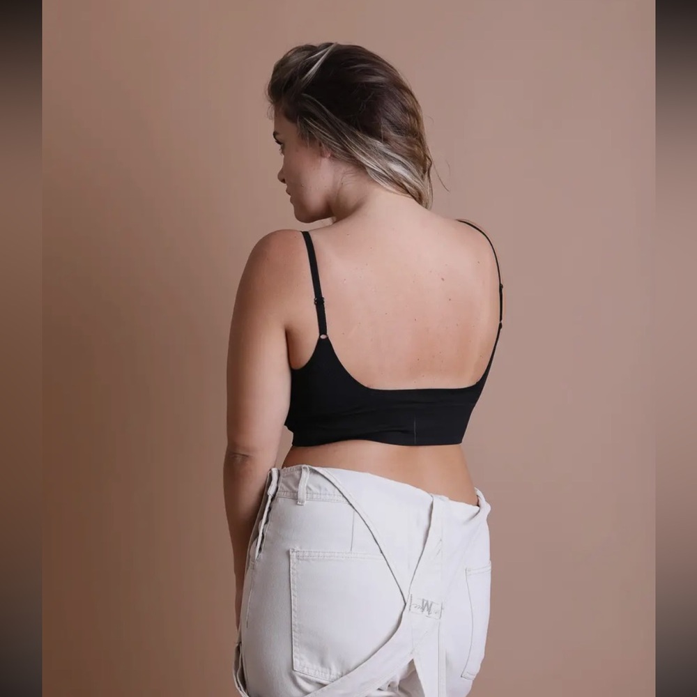 Trendy Low Back Seamless Bralette - Picture 2 of 5